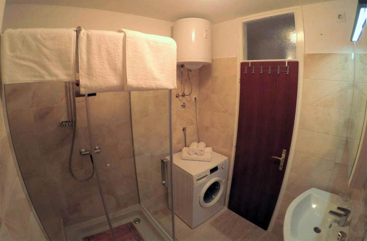 Apartman Kika Zara Esterno foto